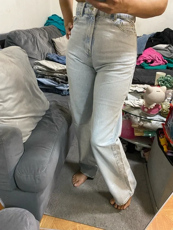 Zara Light Blue High-Waist Straight Leg Jeans - Picture 4 of 6